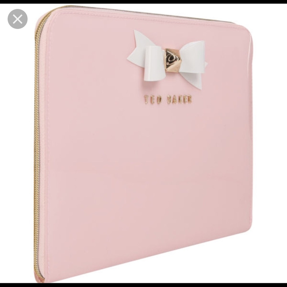 Last day!!!Pink ipad bag or clucth